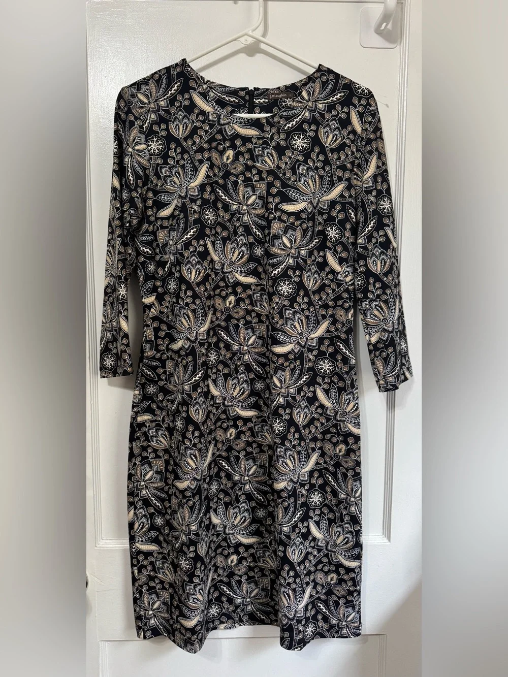 J. McLaughlin Women's L 3/4 Sleeve Sheath Dress in Black Floral Catalina Cloth